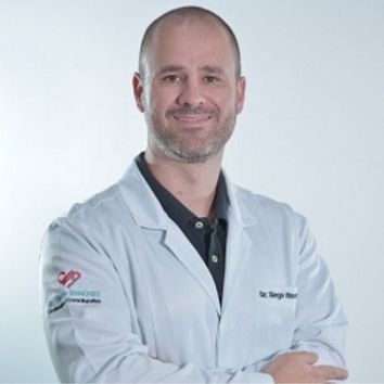 Dr. Diego Anselmini