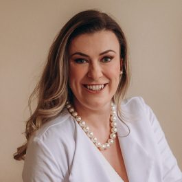 Dra. Samantha Bernardes